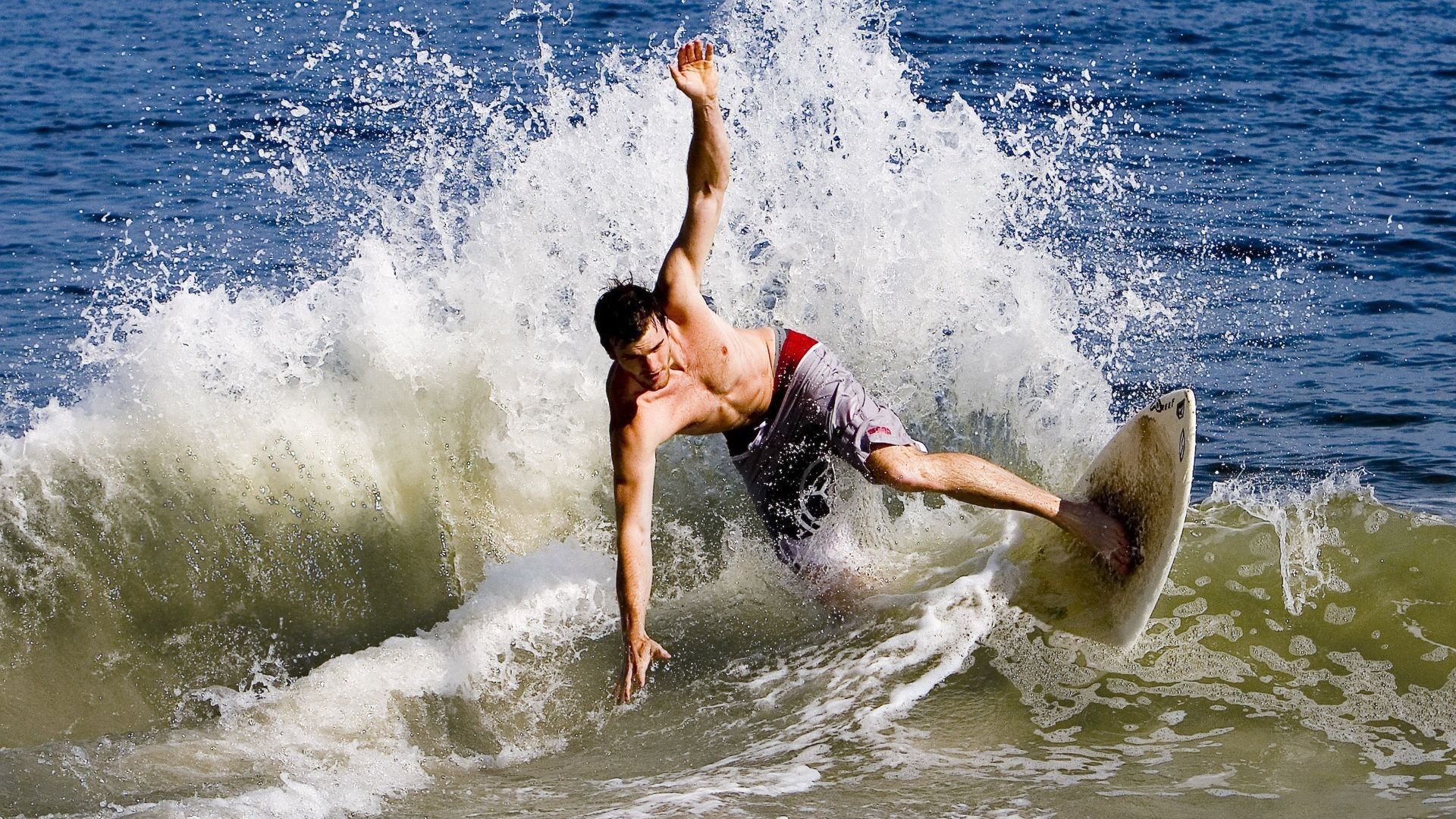 战术执行力成为区分强弱队的关键指标，战术执行能力